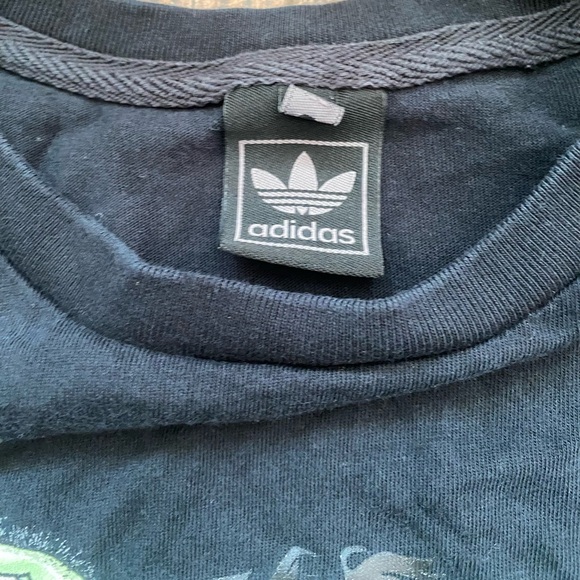Vintage Adidas Black Graphic Tee, shoe Monster , size small, 25$ - Picture 2 of 3